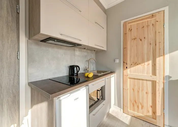 Dom & House - Elen *